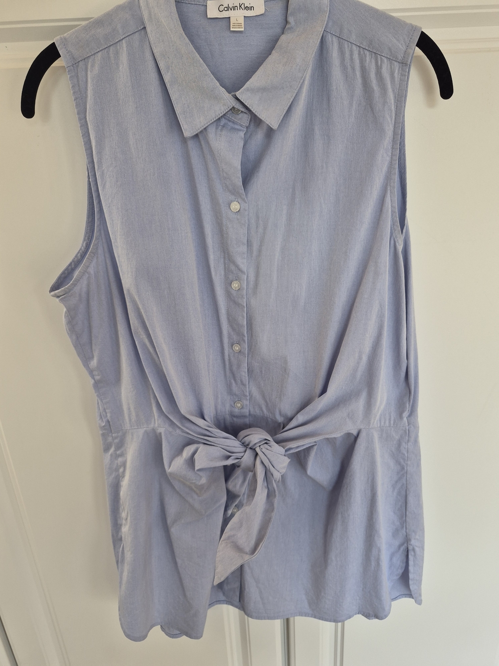 Calvin Klein Light Blue Sleeveless Button-Front Tie Waist Top